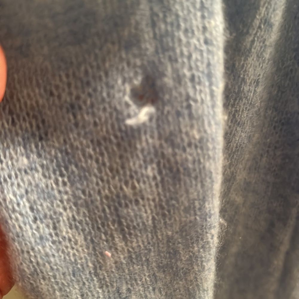 Cashmere wrap - Picture 3 of 3